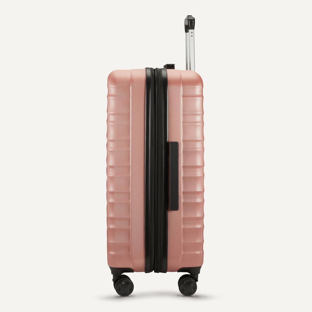 Amazon Basics 2-Piece Hardshell Luggage Set 21" 30" Expandable Travel Suitcases Scratch-Resistant Rose Gold